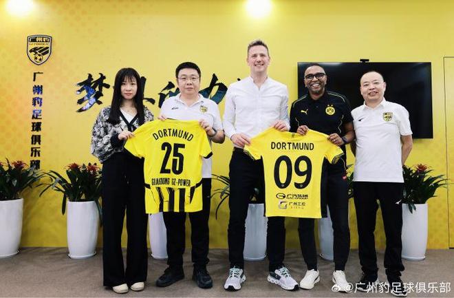 关键时刻突围战来临；广州队围绕德甲回应争议；管理层满意；纪律约束更严格(突袭2全战役攻略)