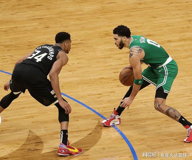 包含里程碑夜！印第安纳步行者更衣室发声，欧篮联今夜刷纪录，话题不断，轮换策略成焦点的词条-Jiuyou Sports