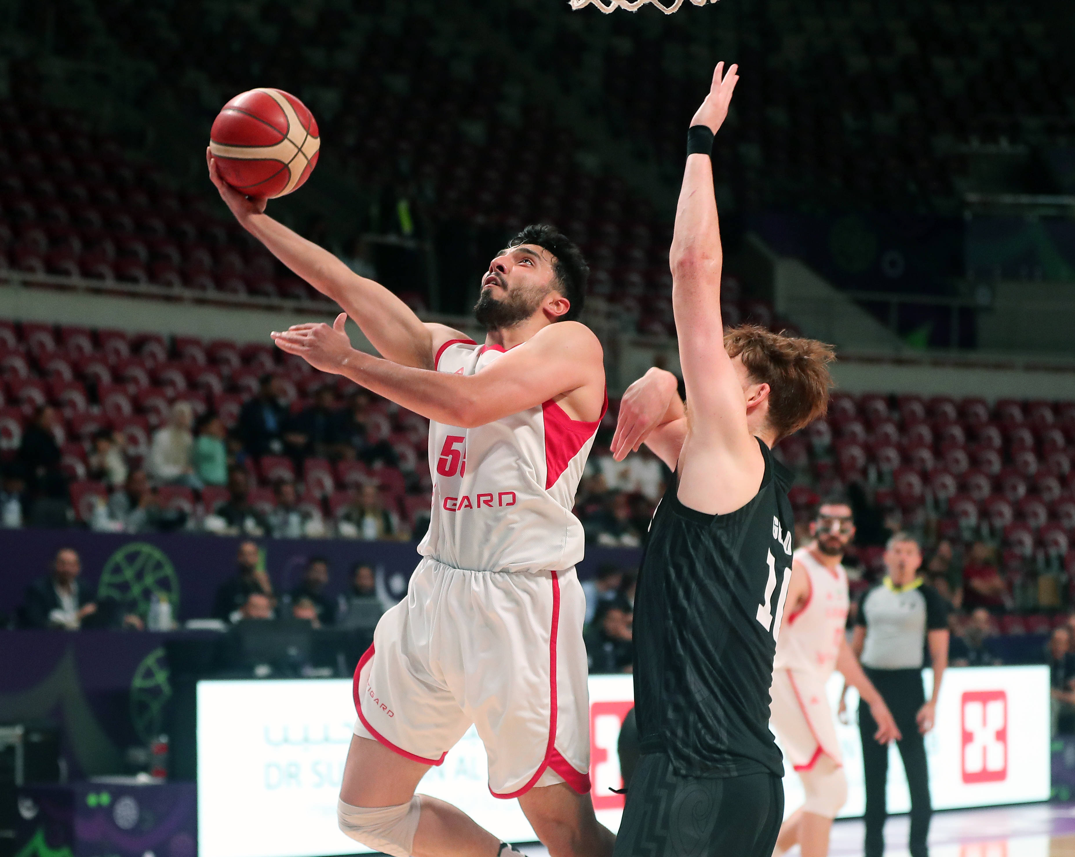 赛地聚焦——欧篮联国际比赛日热度飙升，休斯敦火箭强势反弹，球迷炸锅，球队文化再被提及的简单介绍-体育直播