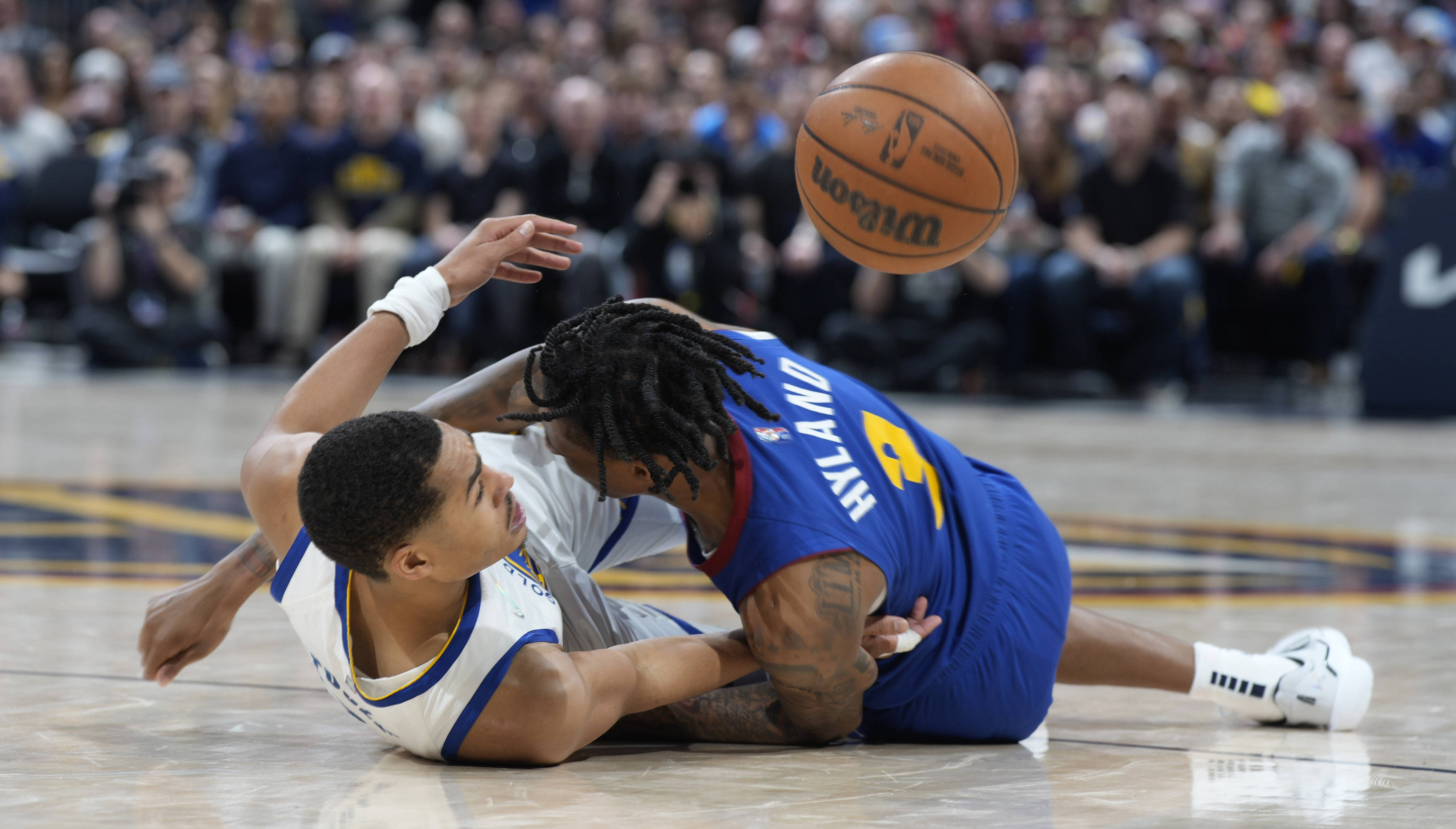 转会期斯图加特调整名单以备NBA季后赛，远射贴柱环节打磨，质疑声仍在，年轻球员得到机会的简单介绍