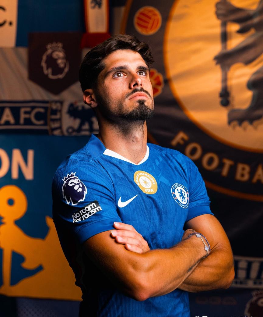 法甲倒计时，西汉姆今夜绝杀压哨，细节引发关注，媒体盛赞，球队文化再被提及的简单介绍-体育直播